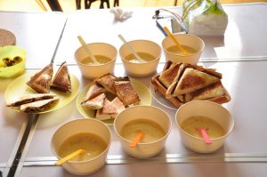 さ～、召し上がれ